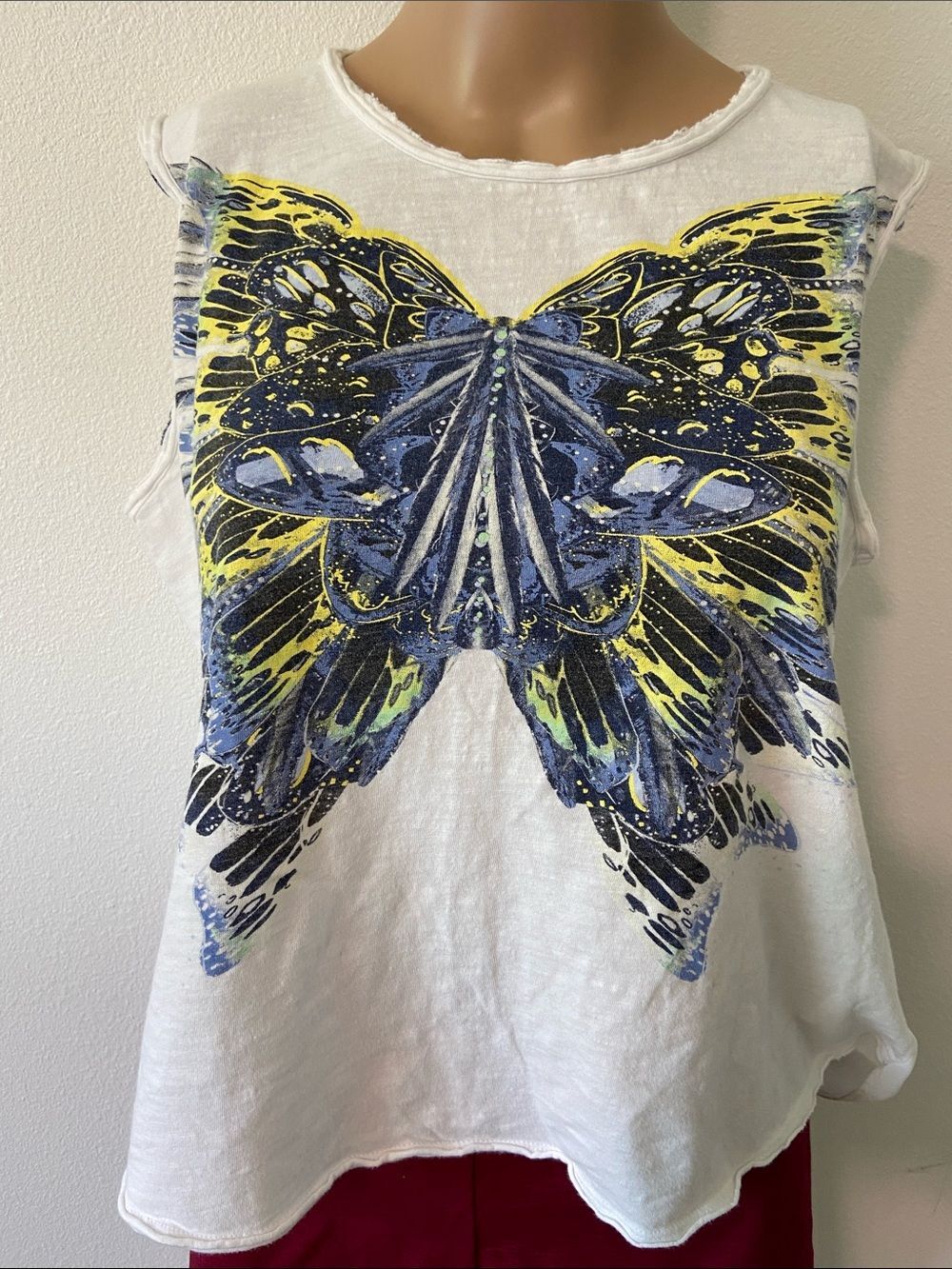 Disney White Tank Top with Yellow & Blue Butterfly Graphic sz L